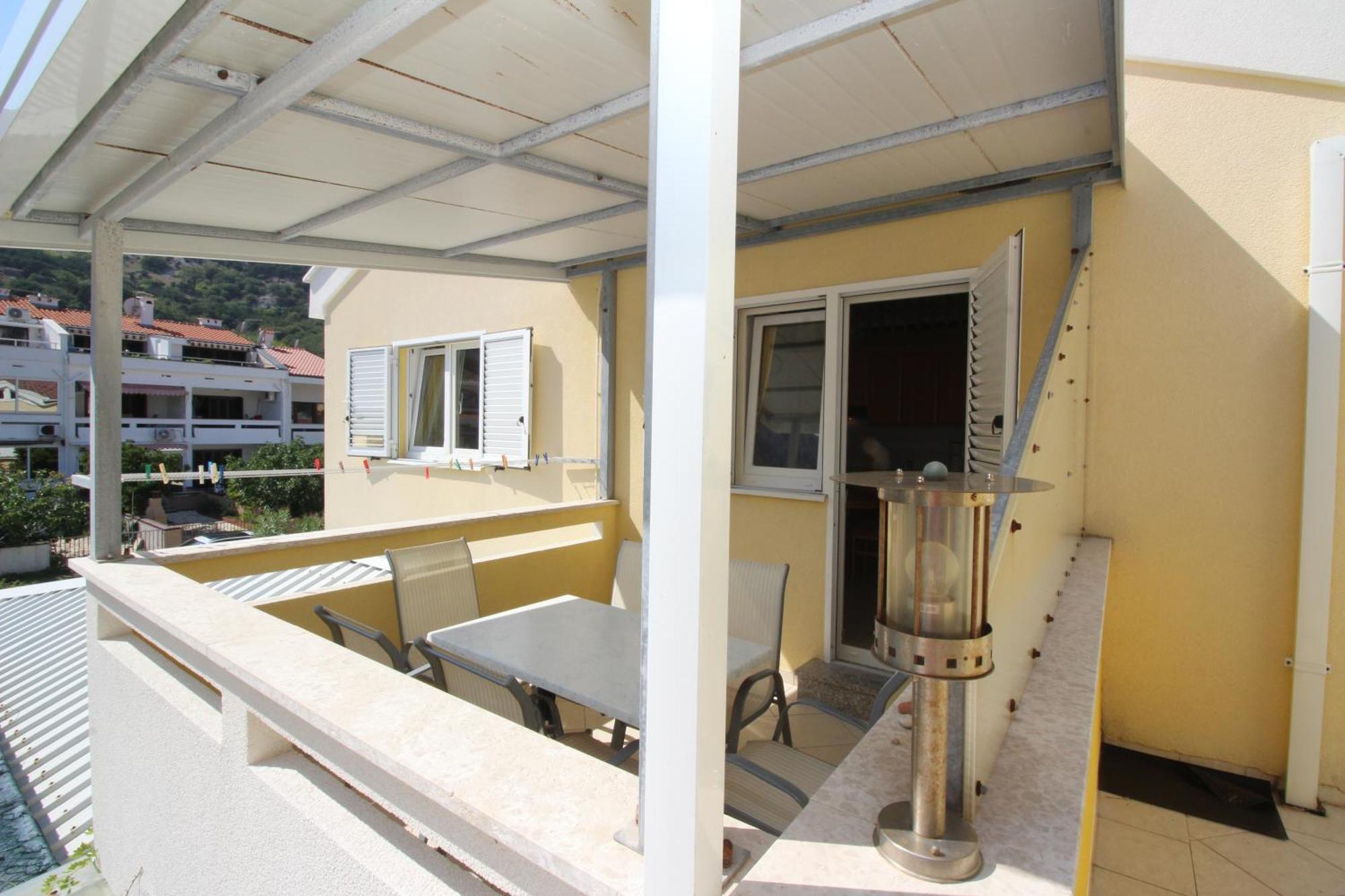 Apartments Mikulan Beach Baska  Room photo